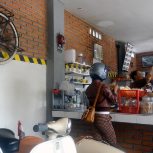 Warung Garasi - Restaurant